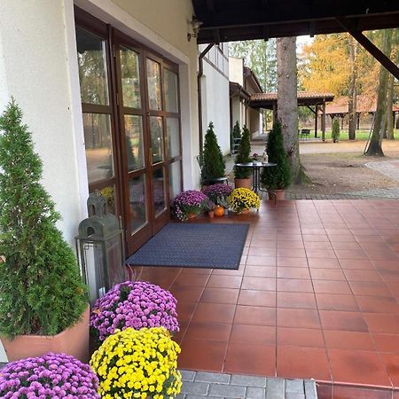 Hotel Restauracja Cztery Pory Roku Orneta Dış mekan fotoğraf